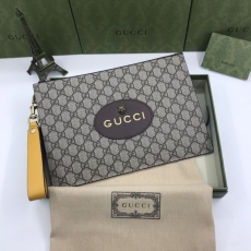 Gucci Clutch Bags